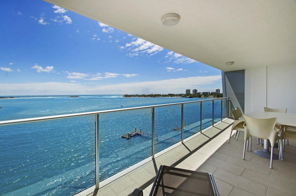 Waves Maroochy River Maroochydore Exterior foto